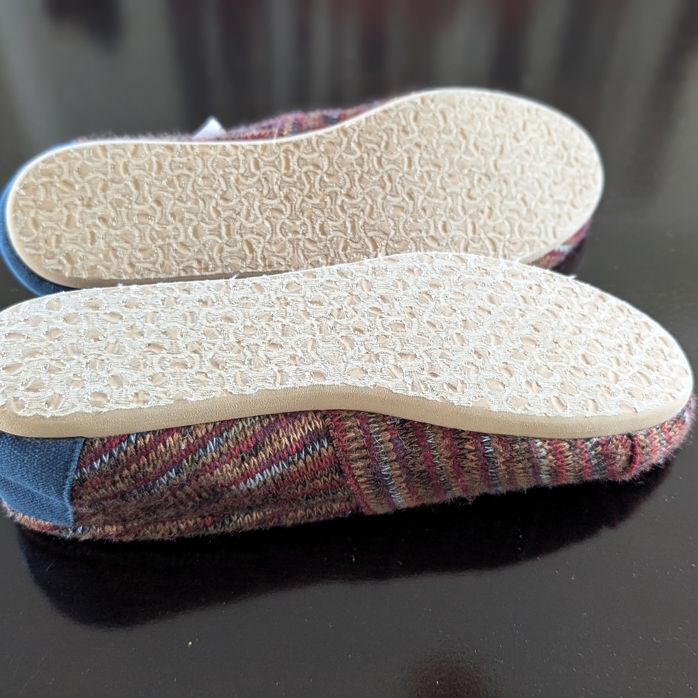 TOMS Colorful Knit Faux Fur Lined Classic Slip On Shoes Flats Casual Women’s 6.5 - Picture 8 of 11